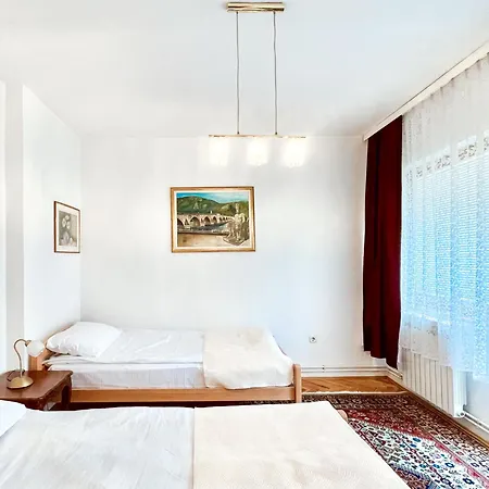 Apartment Potoklinica Deluxe *