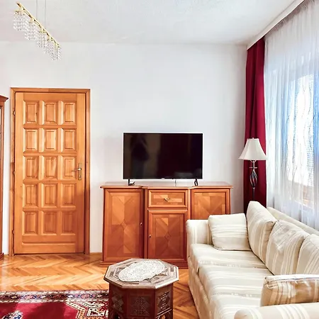 Potoklinica Deluxe Apartment